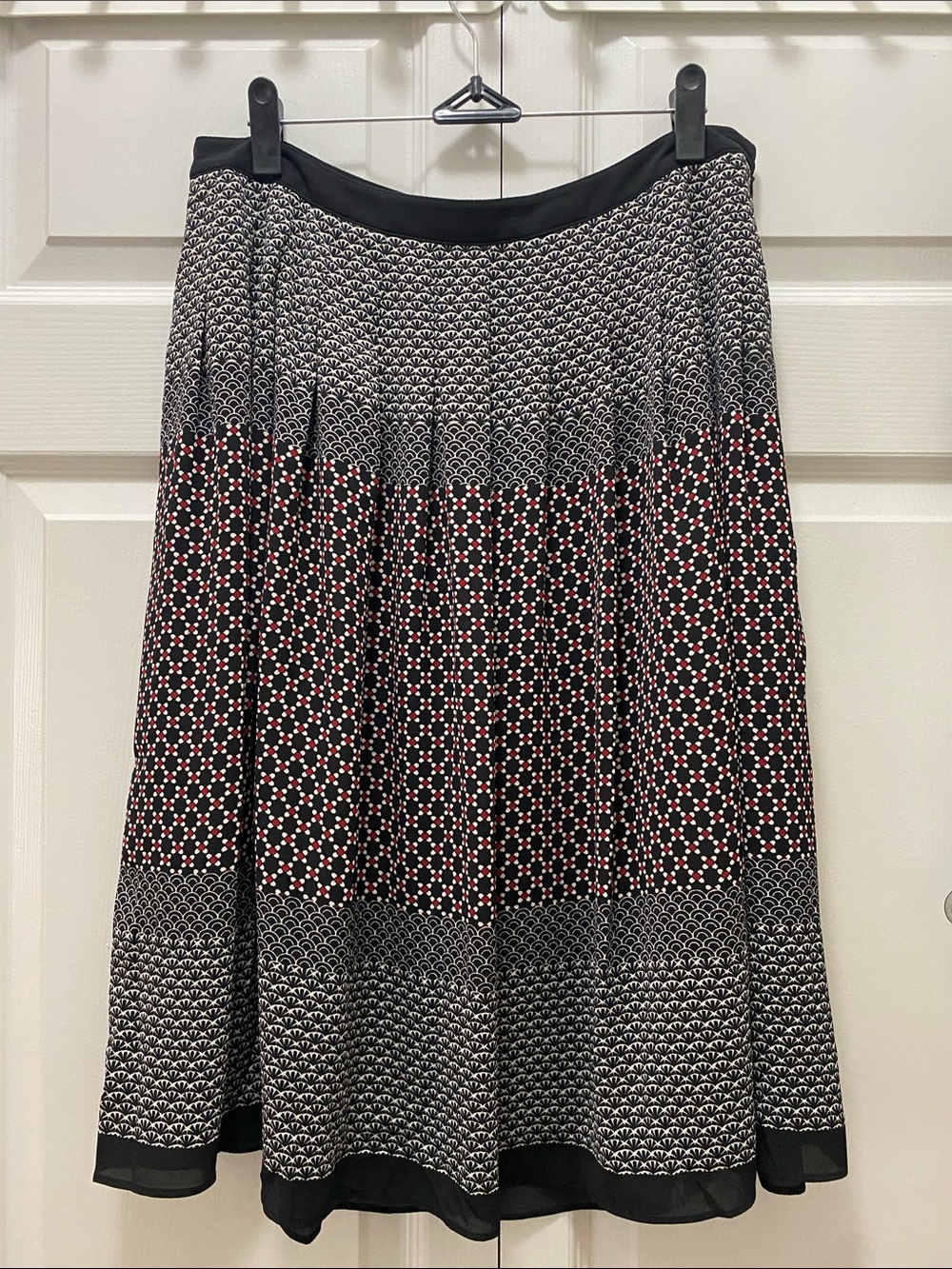 Talbots Black and White Patterned A-Line Skirt Size 8